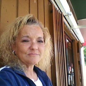 Meet your Posher, Vicki